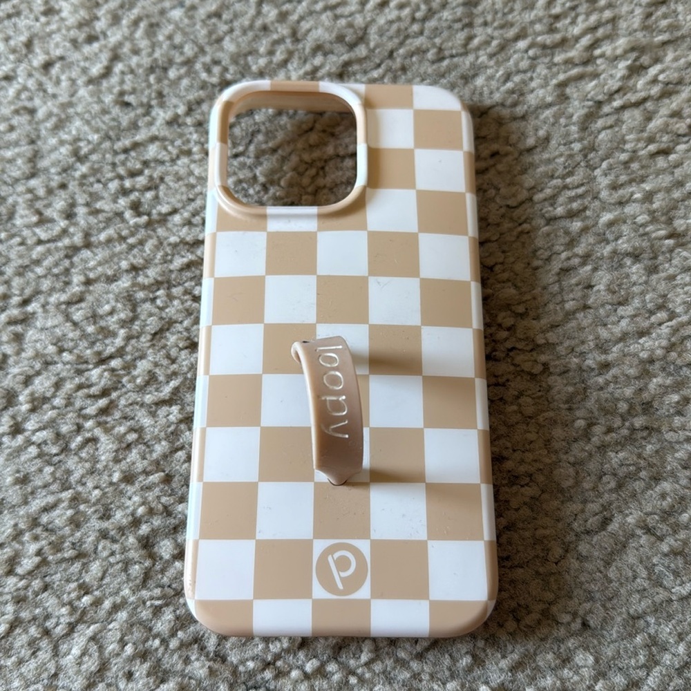 iPhone 15 pro max loopy case